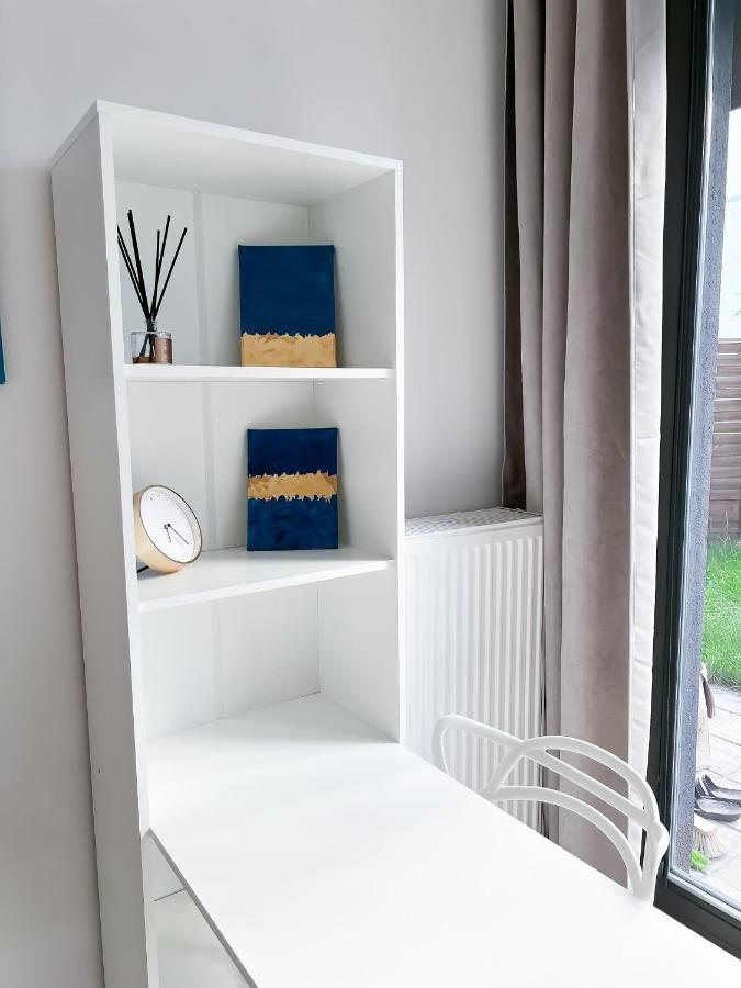 Bliska Wola, Apartament 3 Pokoje Z 40m2 Ogrodkiem Warszawa
